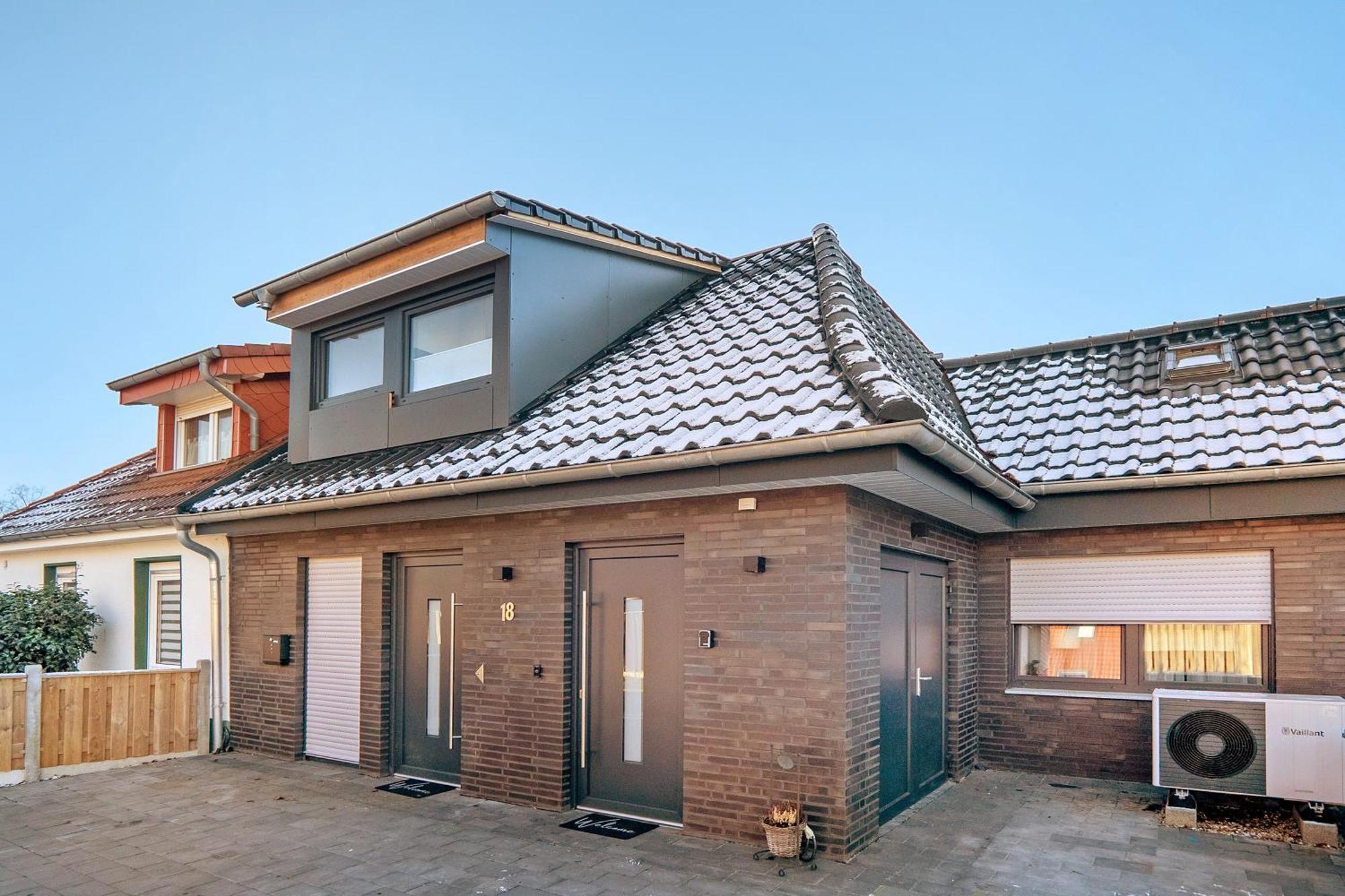 Neubau Ferienwohnung Mit Balkon Gronau  Exterior foto